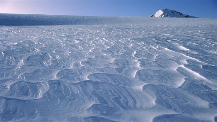 Tapety - FullHD - Wind Waves on Snow, Garden of Eden, Southern Alps, New Zealand.jpg