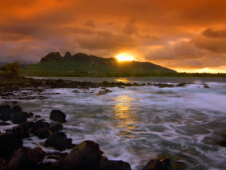Wschód Słońca - Island Seascape, Kauai, Hawaii.jpg
