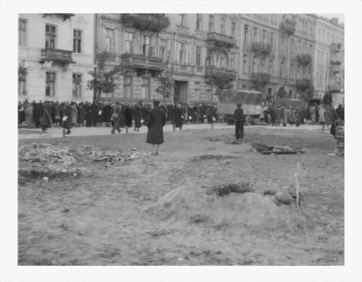 Warszawa w lataxh okupacji 1939-1944 - Warsaw 085.jpg